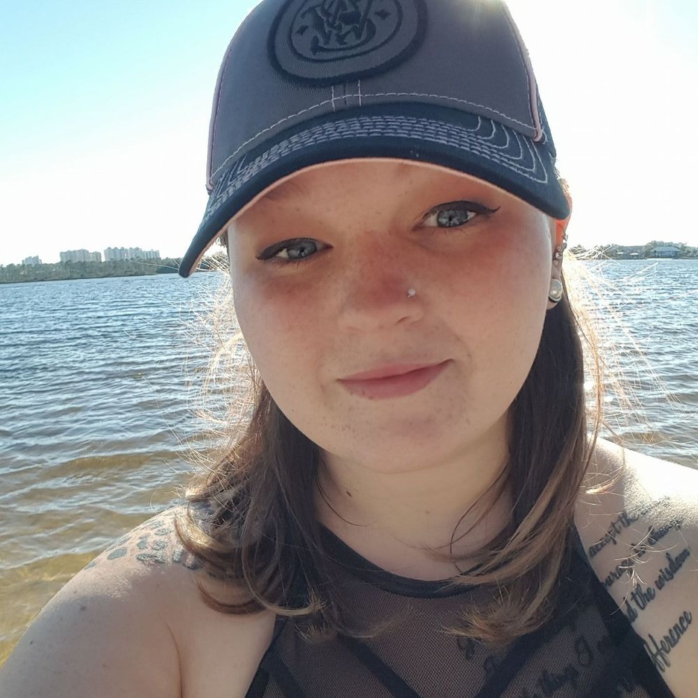 Meet your Posher, Mikalea